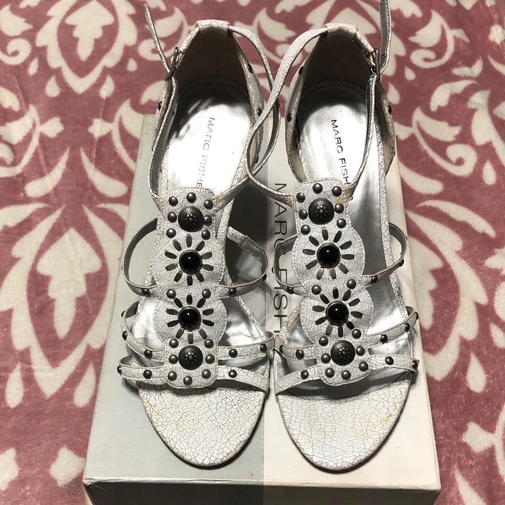 Marc Fisher Silver White one Embellished Strappy Sandals 7.5M